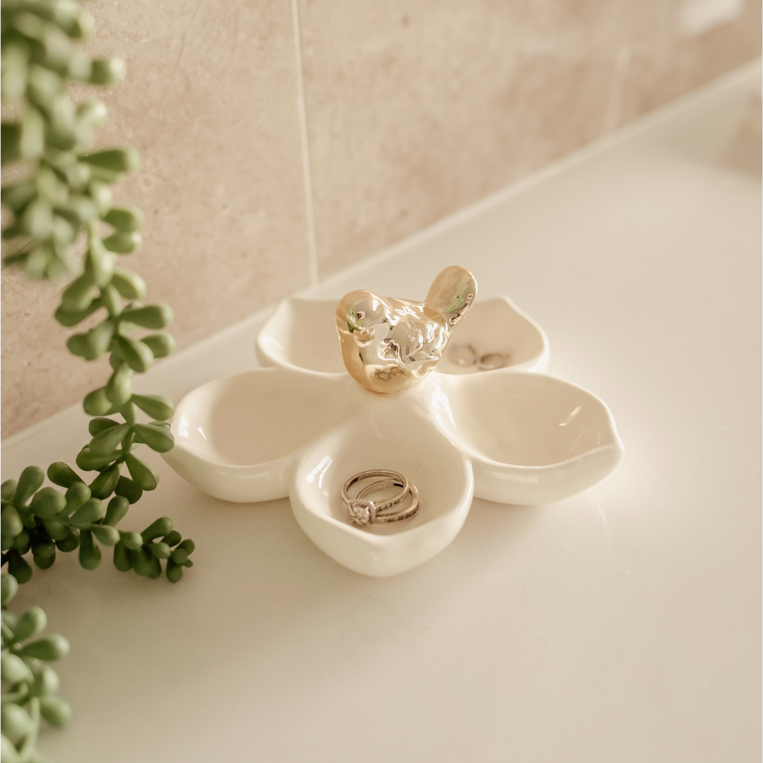 White Petal/Gold Bird Dish
